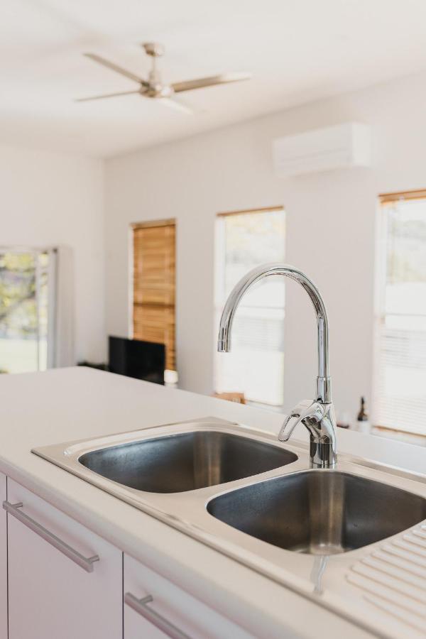 Appartement S T U D I O 22 Peaceful Retreat With Garden Views à Port Lincoln Extérieur photo