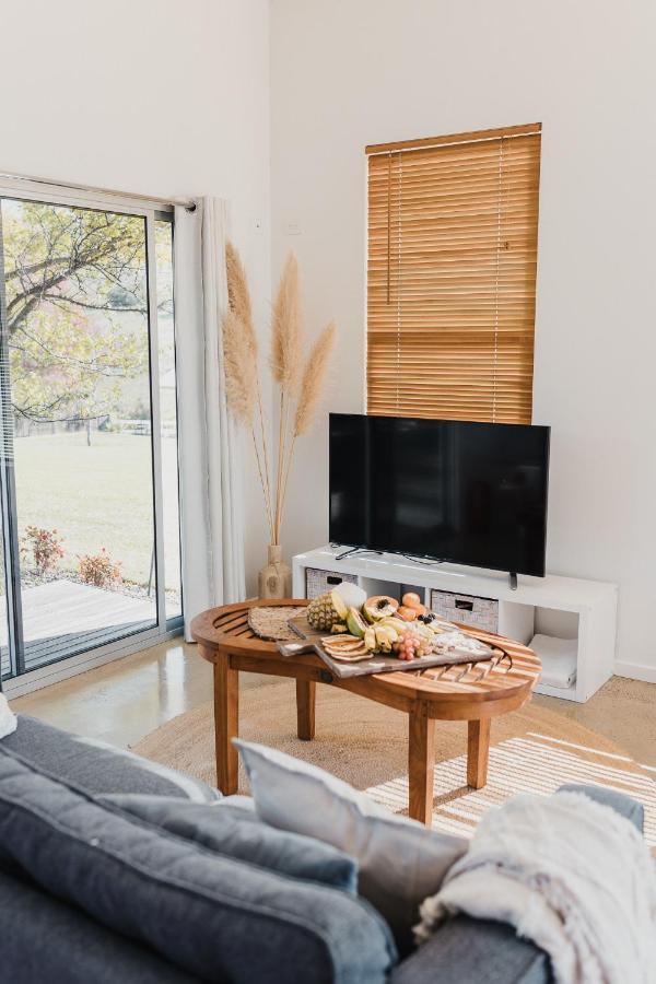 Appartement S T U D I O 22 Peaceful Retreat With Garden Views à Port Lincoln Extérieur photo